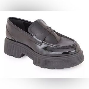 Kenneth Cole New York Women's Marge Lug Sole Loafers Black Patent Size 9
